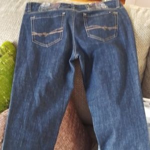 Tommy Hillfiger Jeans  - 16